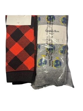 Bundle of 5 pairs of Goodfellow & Co Novelty Crew Socks